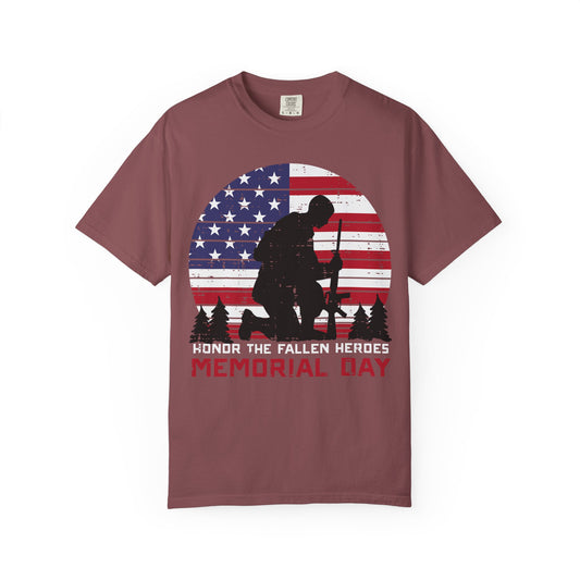 Kneeling Soldier Memorial Day T-Shirt