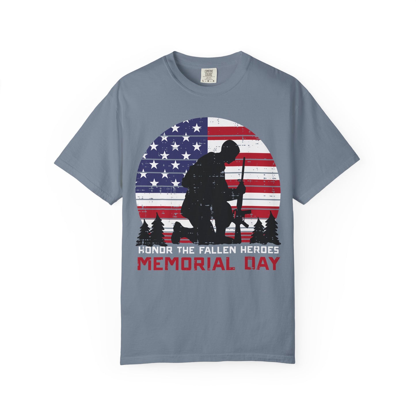 Kneeling Soldier Memorial Day T-Shirt