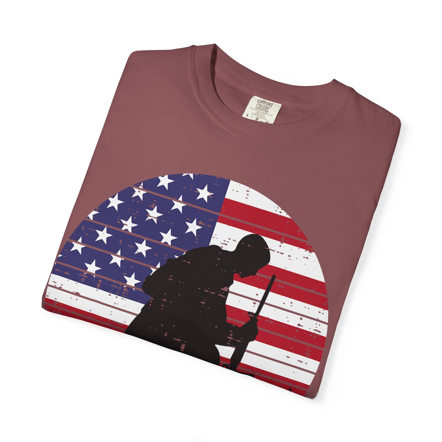 Kneeling Soldier Memorial Day T-Shirt