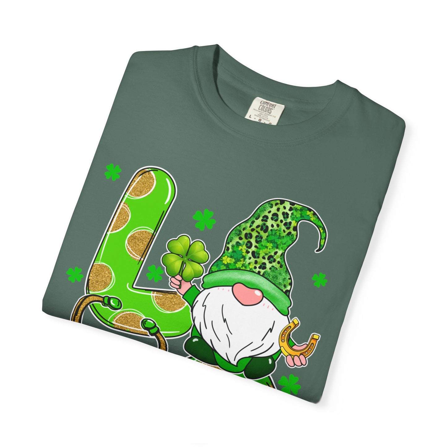 Love Healthcare Worker Shamrock Gnome Shirt – St Patrick’s Day Medical Tee