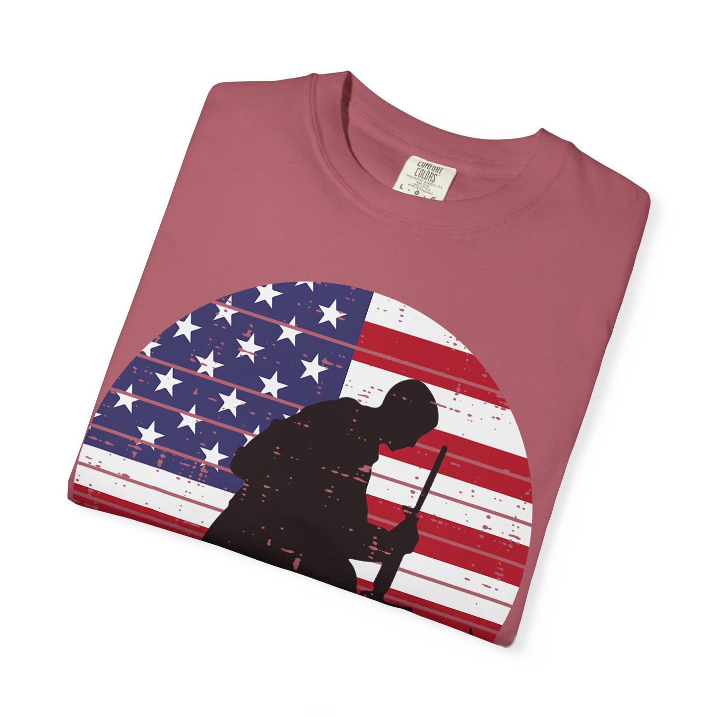 Kneeling Soldier Memorial Day T-Shirt
