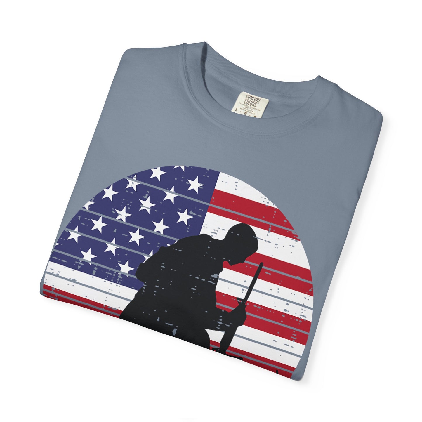 Kneeling Soldier Memorial Day T-Shirt