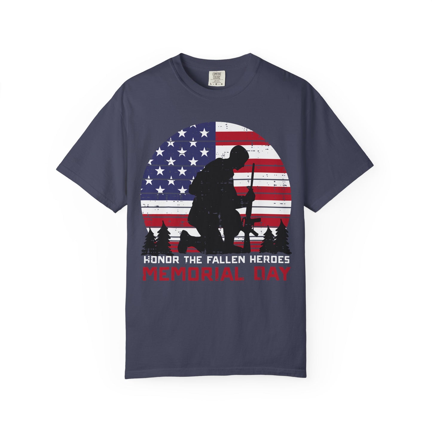 Kneeling Soldier Memorial Day T-Shirt